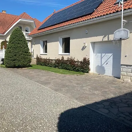 U Toffee Апартаменты *